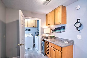 Gulf Breeze Home: 12 Mi to Pensacola Beach!