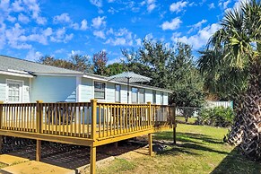 Gulf Breeze Home: 12 Mi to Pensacola Beach!