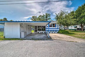 Homosassa Retreat w/ Sunroom & Canal Views!