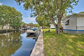 Homosassa Retreat w/ Sunroom & Canal Views!