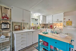 Homosassa Retreat w/ Sunroom & Canal Views!