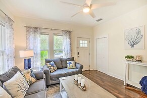 Historic Tarpon Springs Abode ~ 3 Mi to Beach