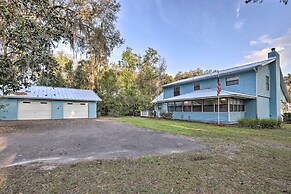 Gorgeous Waldo Home w/ Dock on Santa Fe Lake!