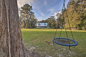 Gorgeous Waldo Home w/ Dock on Santa Fe Lake!