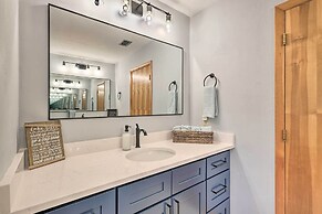 Gorgeous Waldo Home w/ Dock on Santa Fe Lake!