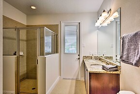 5 Mi to Disney: Oasis w/ Pool & Patio