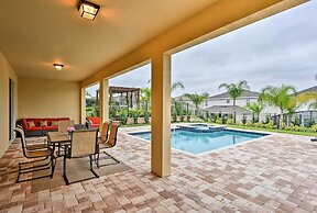 5 Mi to Disney: Oasis w/ Pool & Patio
