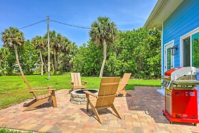 Hutchinson Island Cottage: Steps to the Beach