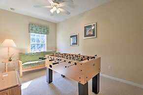 6 Mi to Wdw: Townhome w/ Hot Tub & Foosball!