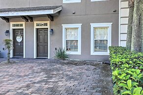 6 Mi to Wdw: Townhome w/ Hot Tub & Foosball!