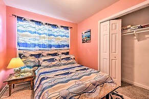 Jacksonville Getaway w/ Yard ~ 2 Mi to Beach!