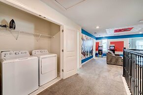 Resort Getaway w/ Home Theater: 7 Mi to Disney!