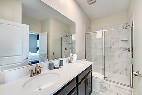 Resort Getaway w/ Home Theater: 7 Mi to Disney!