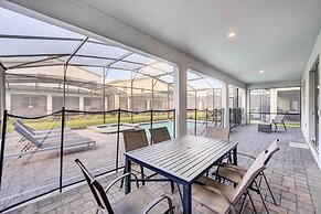 Resort Getaway w/ Home Theater: 7 Mi to Disney!