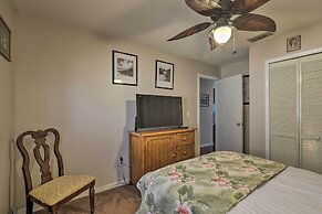 Lakefront Brandon Home w/ Patio & Screened Lanai!