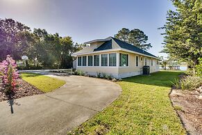 Lakefront Tavares Home w/ Deck, Patio & Dock!