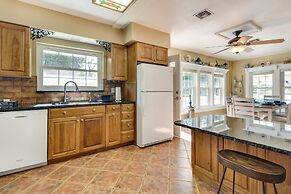 Lakefront Tavares Home w/ Deck, Patio & Dock!