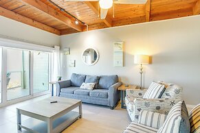Lovely Indian Shores Condo w/ Beach Access!