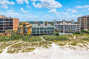 Lovely Indian Shores Condo w/ Beach Access!
