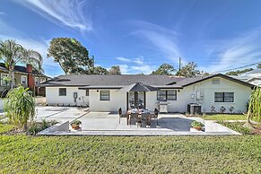 Mid-century Modern Escape in Central Lakeland!