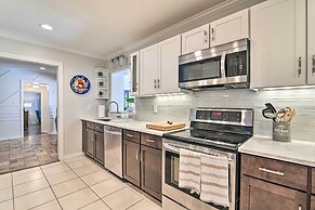 Mid-century Modern Escape in Central Lakeland!