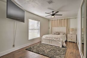 Marco Island Home w/ Pool Near Tigertail Beach!