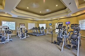 Resort-style Condo w/ Pool: 6 Mi to Magic Kingdom