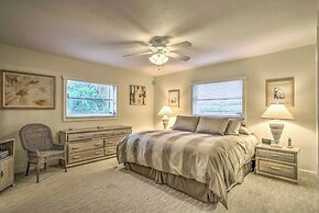 Spacious Naples Home < 1 Mi to Vanderbilt Beach!