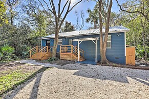 Modern Florida Home ~ 5 Mi to Surfside Park!