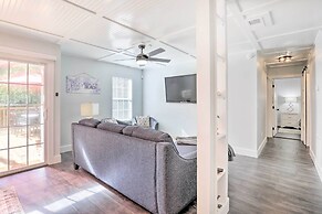 Modern Florida Home ~ 5 Mi to Surfside Park!