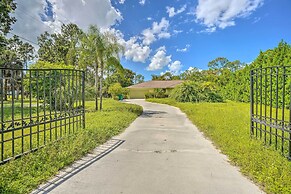 Naples Home w/ Private Pool: 6 Mi to Dtwn!