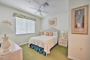 Naples Condo w/ Golf View & Resort-style Amenities