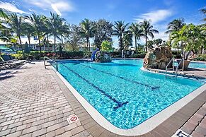 Naples Condo w/ Golf View & Resort-style Amenities