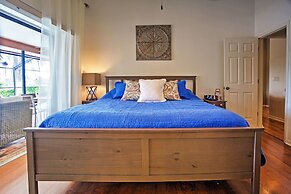 Newly Renovated Tropical Getaway in Cape Coral!