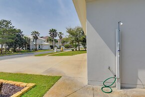 Miramar Beach Retreat w/ Pool Access & Fireplace!