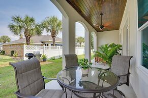 Miramar Beach Retreat w/ Pool Access & Fireplace!