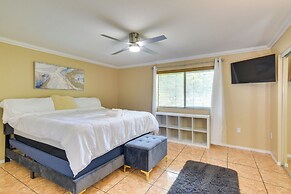 Opa-locka Townhome, 15 Mi to Miami Beach!