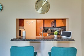 Opa-locka Townhome, 15 Mi to Miami Beach!