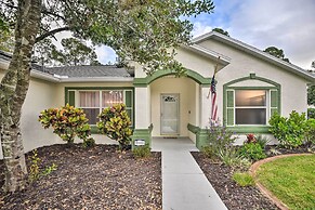 Palm Coast Retreat w/ Lanai < 8 Mi to Beach!