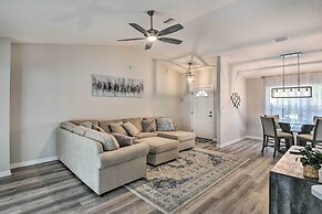Palm Coast Retreat w/ Lanai < 8 Mi to Beach!