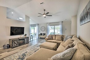 Palm Coast Retreat w/ Lanai < 8 Mi to Beach!