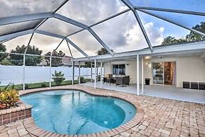 Palm Coast Retreat w/ Lanai < 8 Mi to Beach!