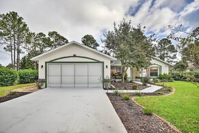 Palm Coast Retreat w/ Lanai < 8 Mi to Beach!