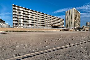 Oceanfront Daytona Beach Studio w/ Balcony!