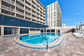 Oceanfront Daytona Beach Studio w/ Balcony!