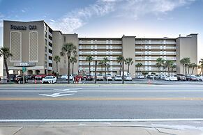 Oceanfront Daytona Beach Studio w/ Balcony!