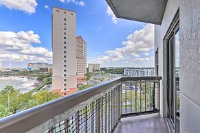 Orlando Condo w/ Balcony: 1.3 Miles to Universal!