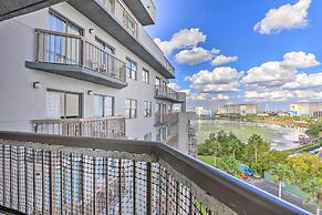 Orlando Condo w/ Balcony: 1.3 Miles to Universal!