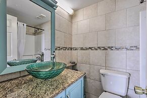 Orlando Condo w/ Balcony: 1.3 Miles to Universal!