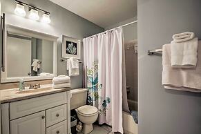 Balcony & Pool: Gulfview Tierra Verde Escape!